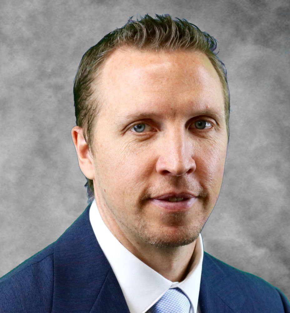 Matthew Sauer - Professional headshot